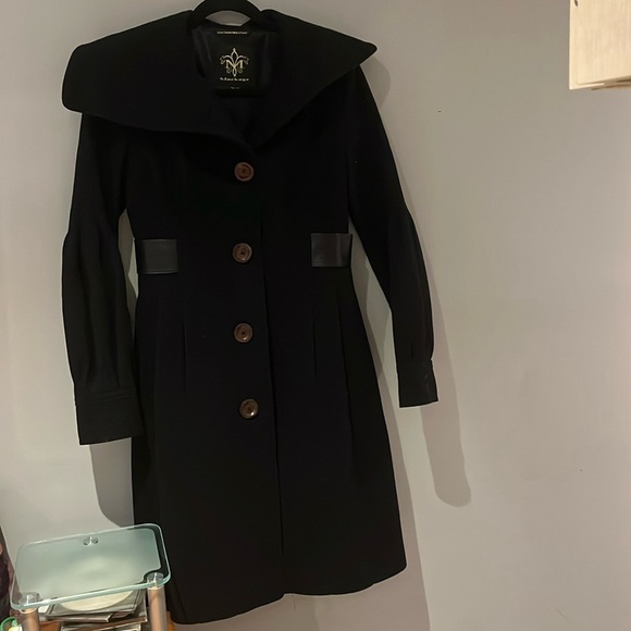Mackage like new black coat - Picture 5 of 10